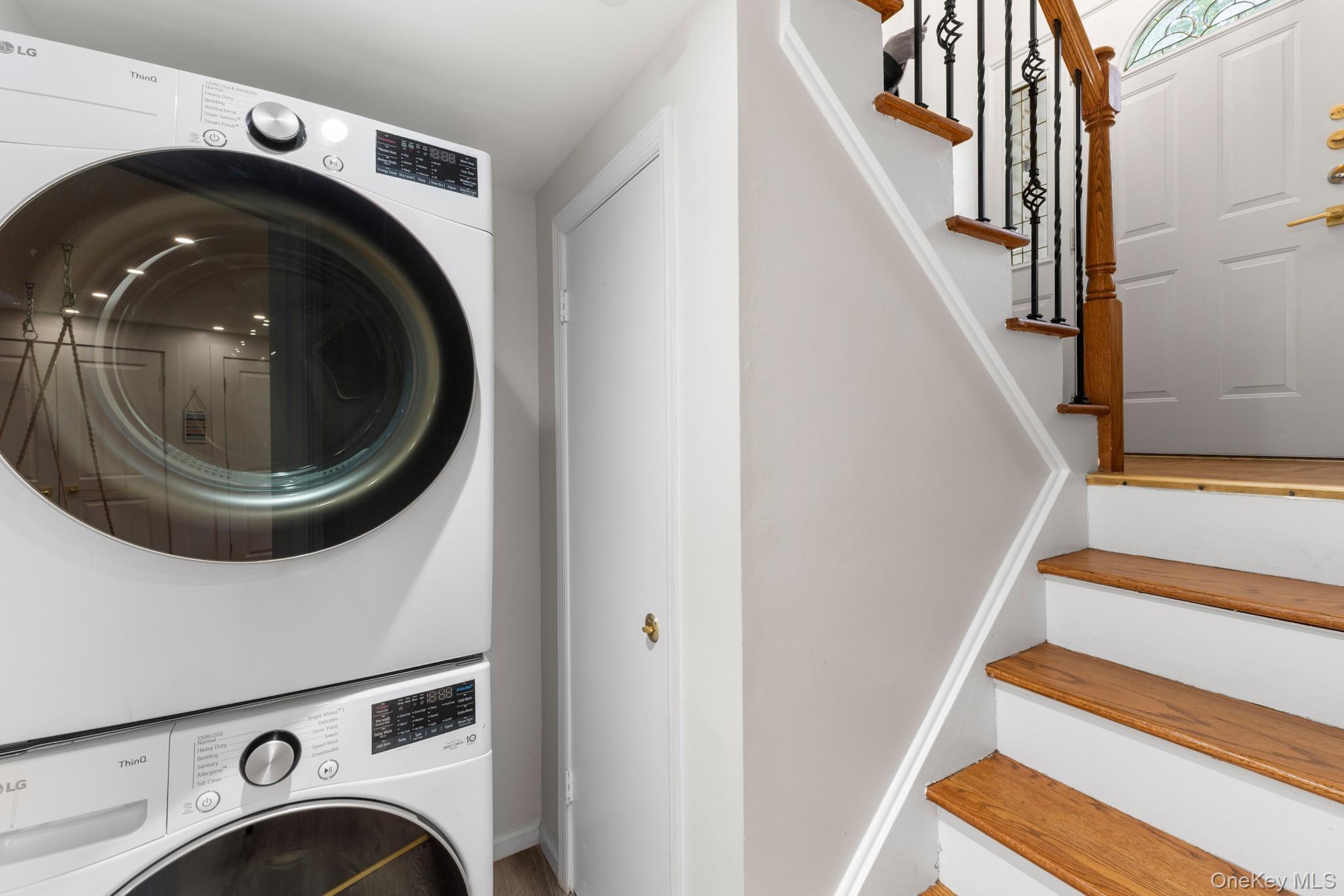 Single Family Phillips  Rockland County, NY 10901, MLS-911558-22