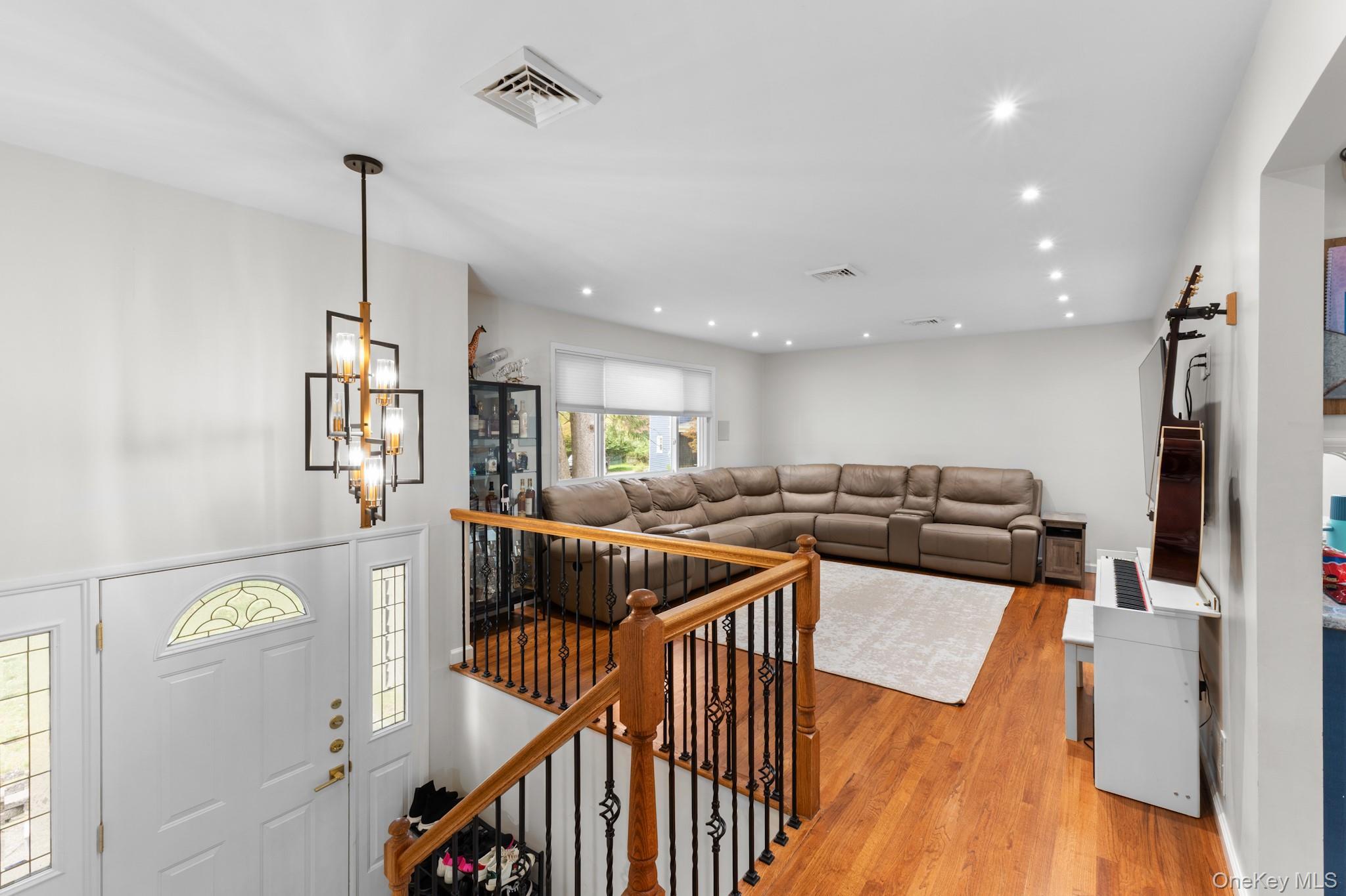 Single Family Phillips  Rockland County, NY 10901, MLS-911558-5