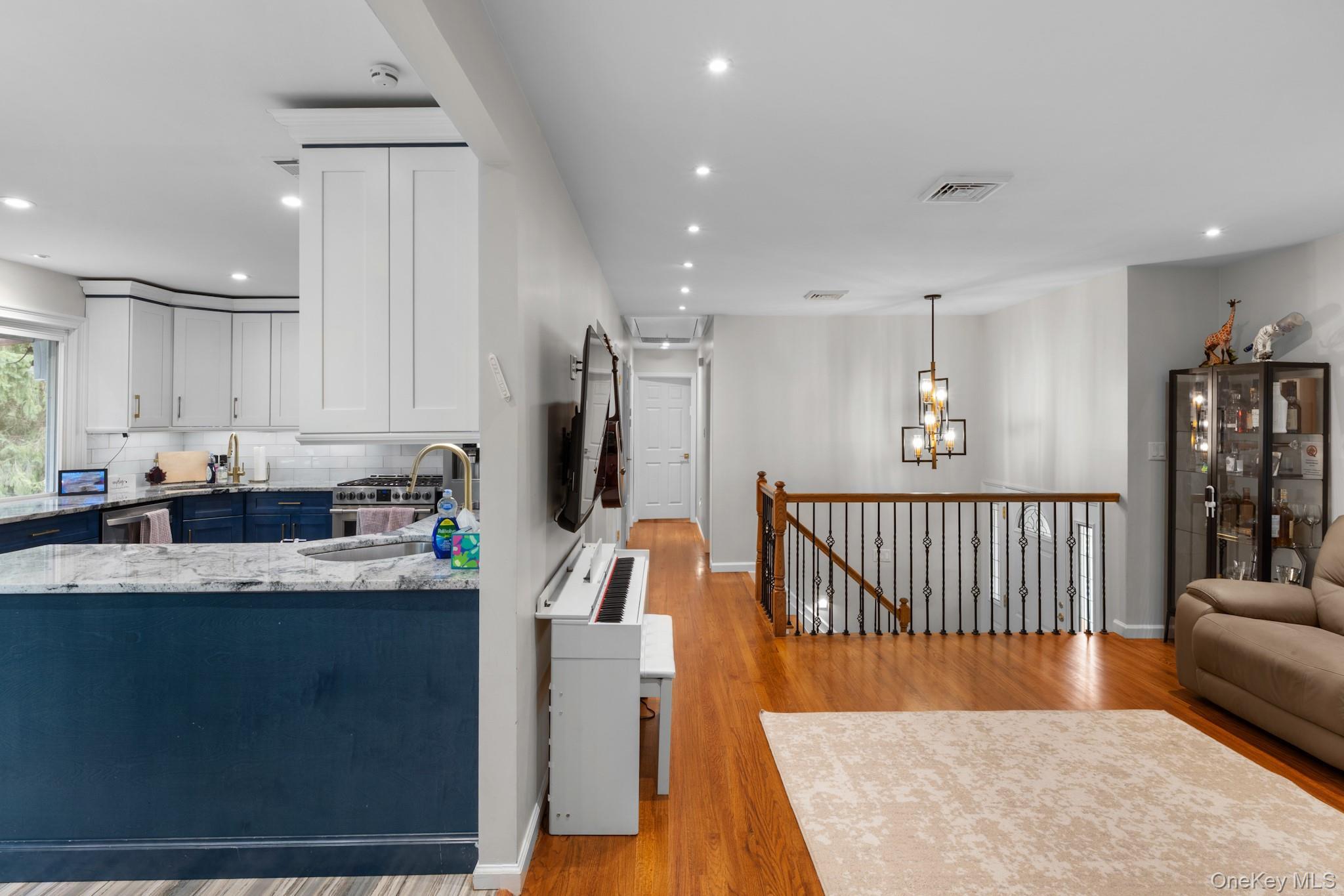 Single Family Phillips  Rockland County, NY 10901, MLS-911558-7