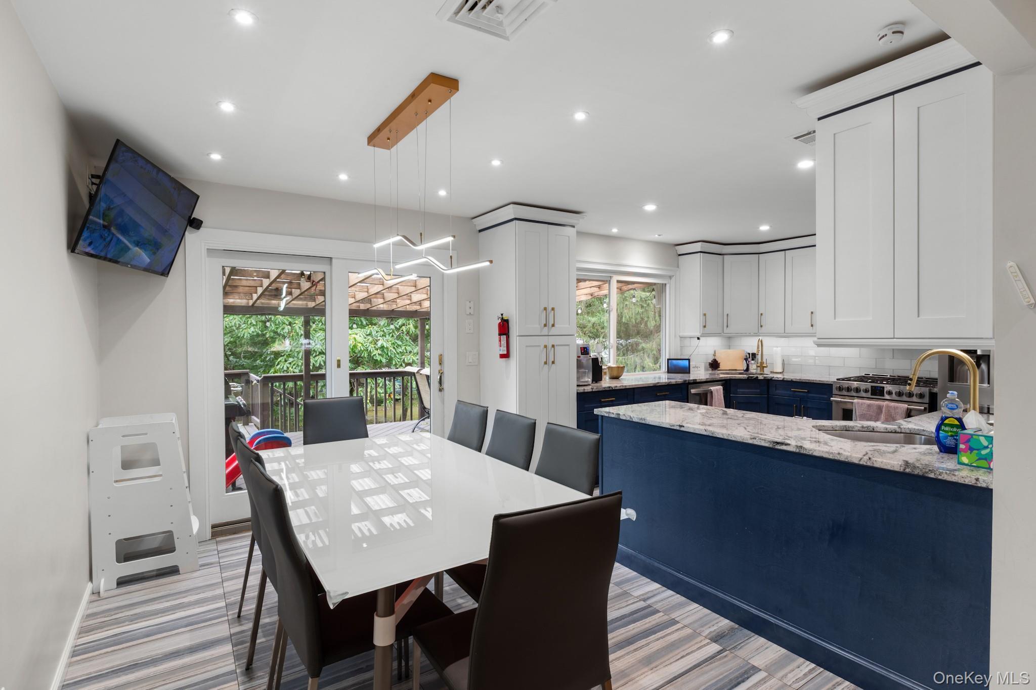 Single Family Phillips  Rockland County, NY 10901, MLS-911558-9