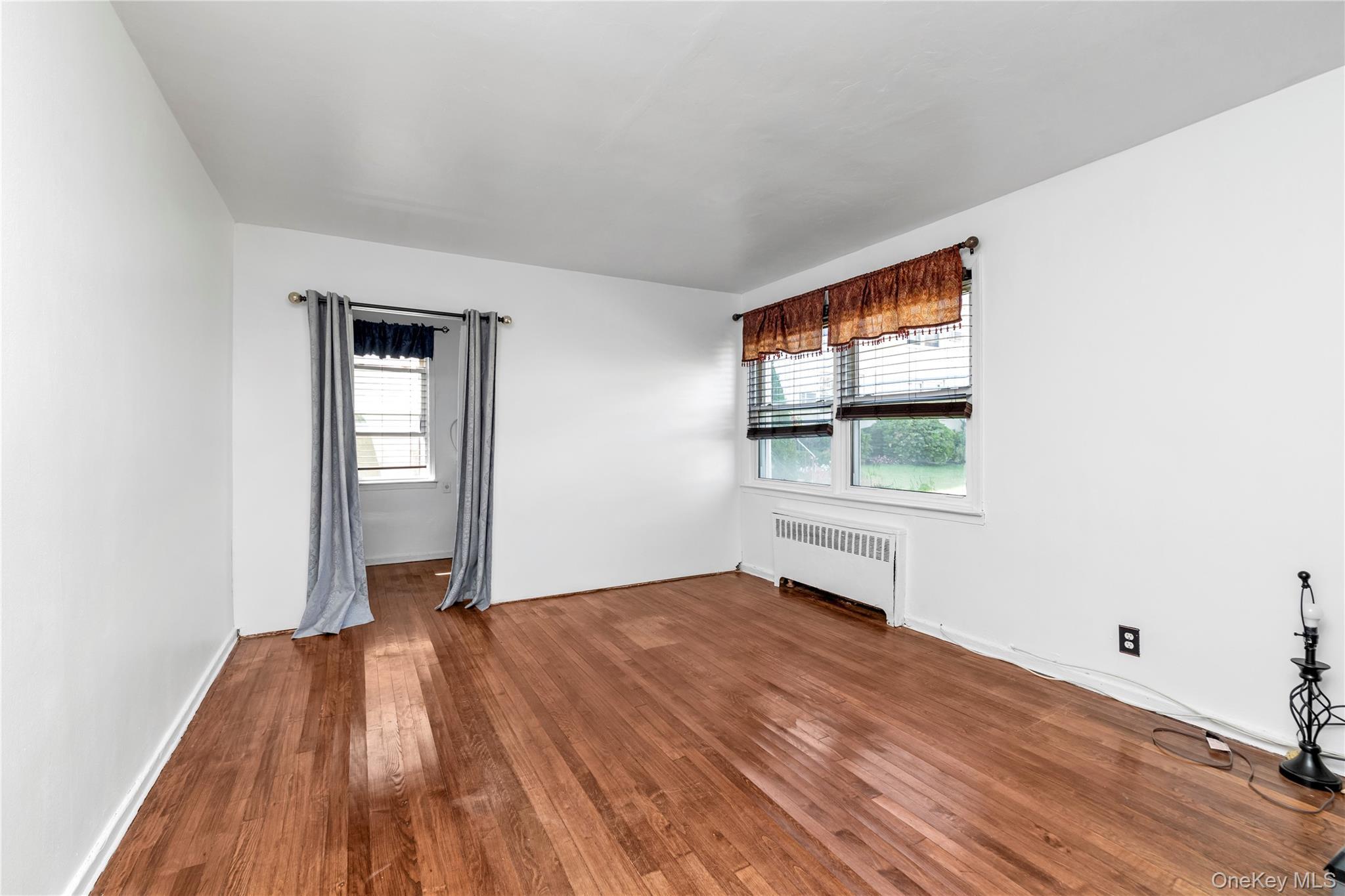 Coop 71st Avenue Queens, NY 11426, MLS-911566-11