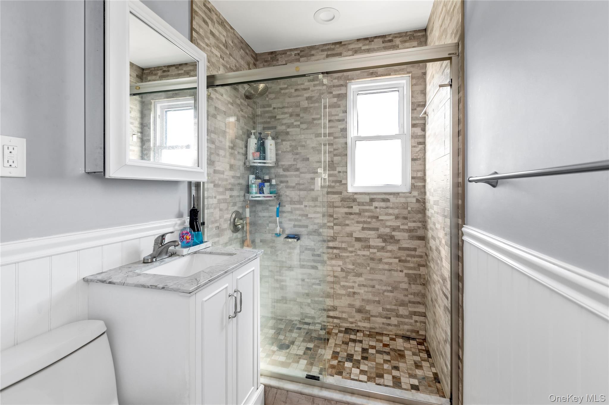 Coop 71st Avenue Queens, NY 11426, MLS-911566-5