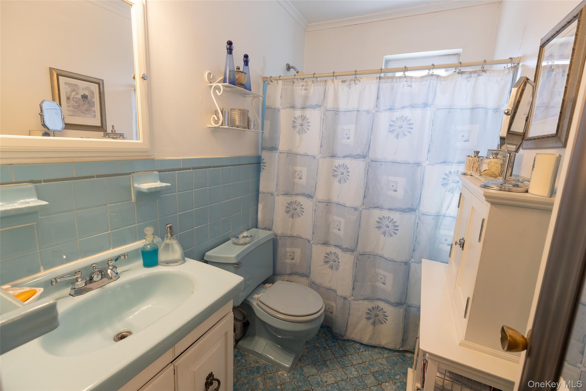 Single Family Hunt  Bronx, NY 10462, MLS-911568-18