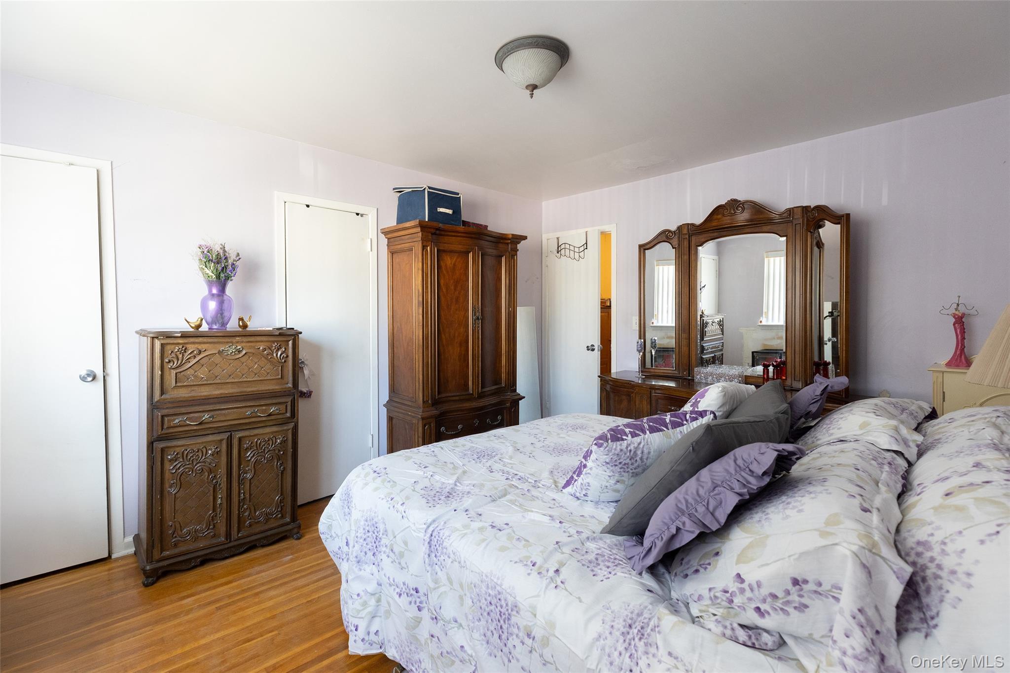 Single Family Hunt  Bronx, NY 10462, MLS-911568-21