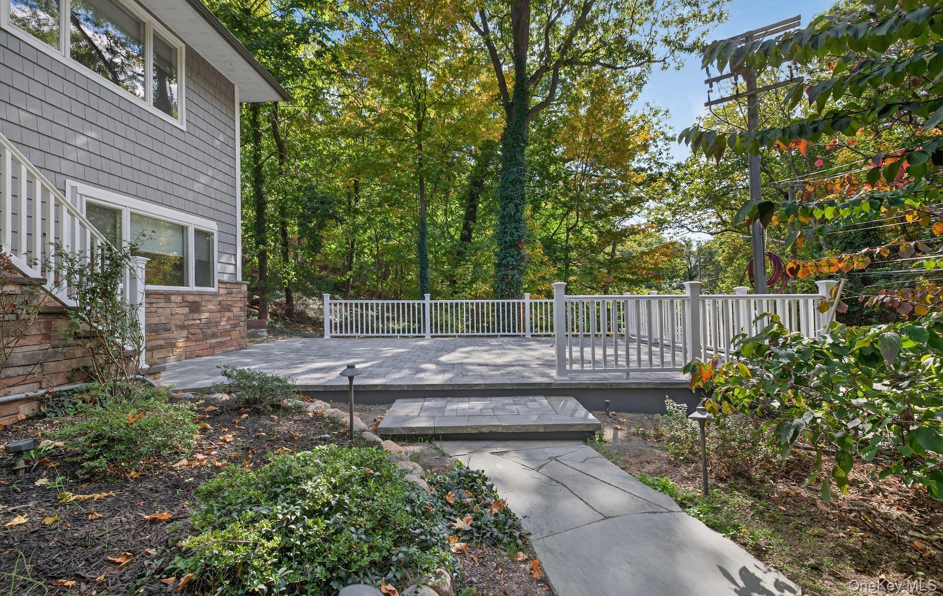 Single Family Ocean  Suffolk County, NY 11768, MLS-911572-37