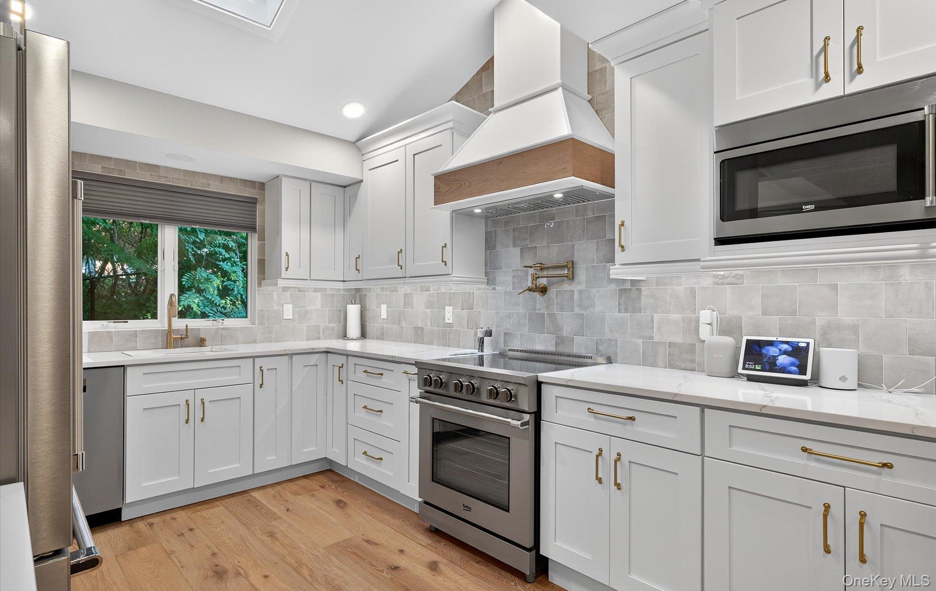 Single Family Ocean  Suffolk County, NY 11768, MLS-911572-4