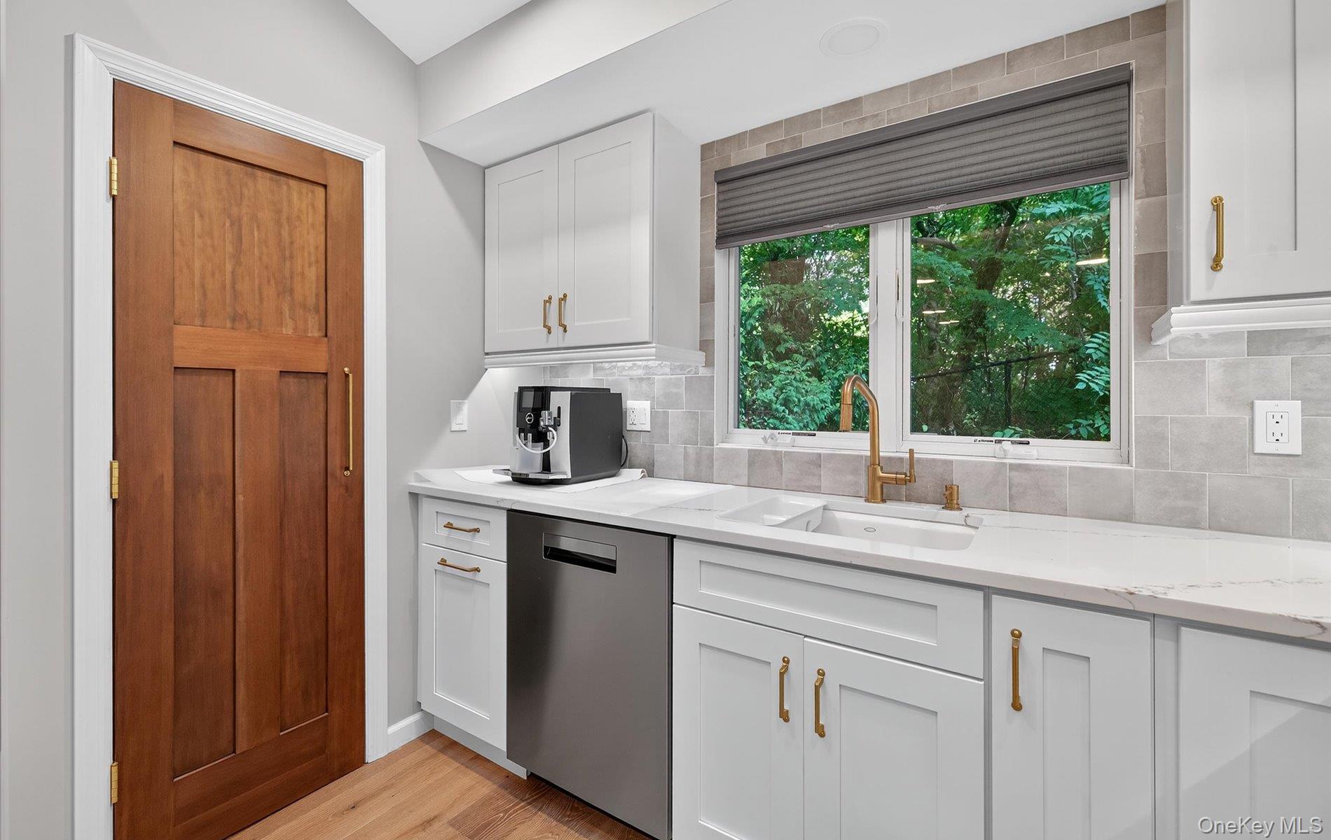 Single Family Ocean  Suffolk County, NY 11768, MLS-911572-6