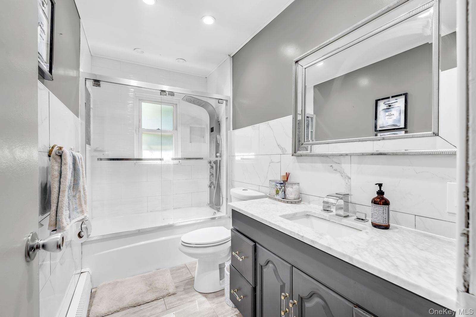 Single Family Broadway  Nassau County, NY 11565, MLS-911582-13