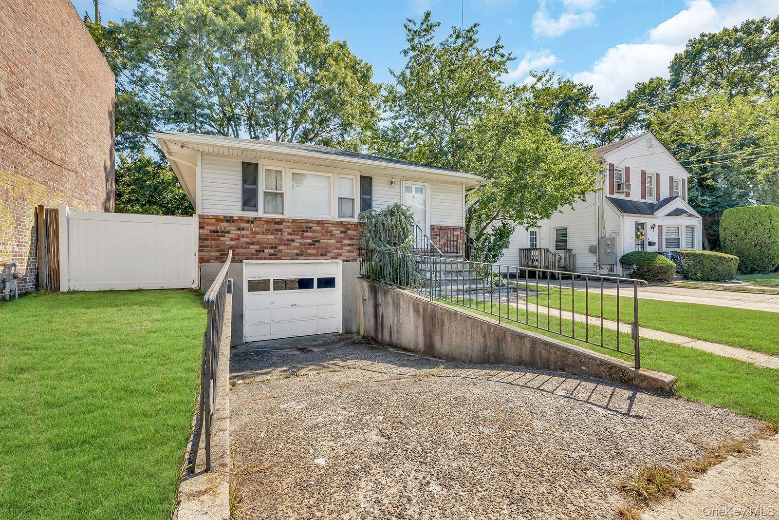 Single Family Broadway  Nassau County, NY 11565, MLS-911582-2