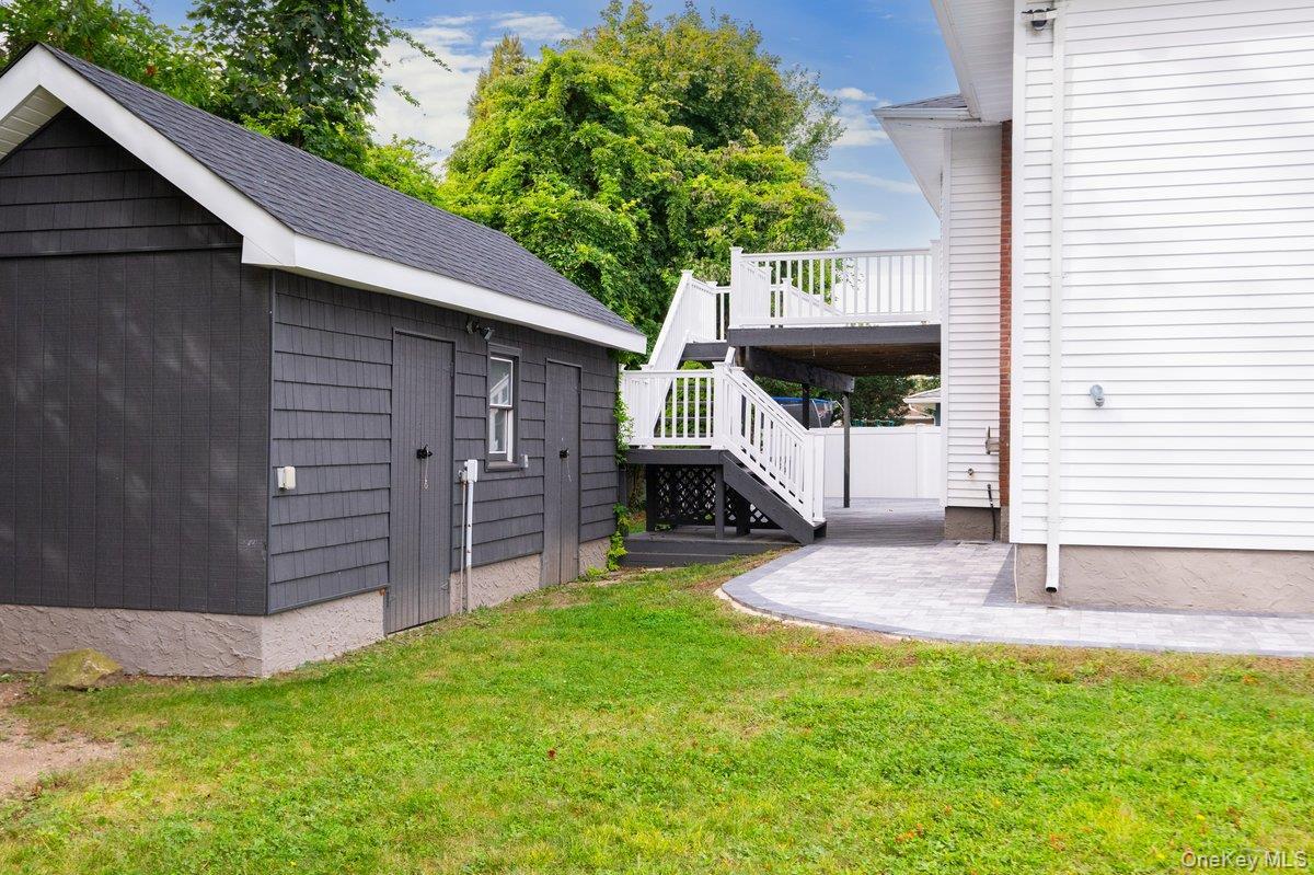 Single Family Brian  Suffolk County, NY 11730, MLS-911608-24