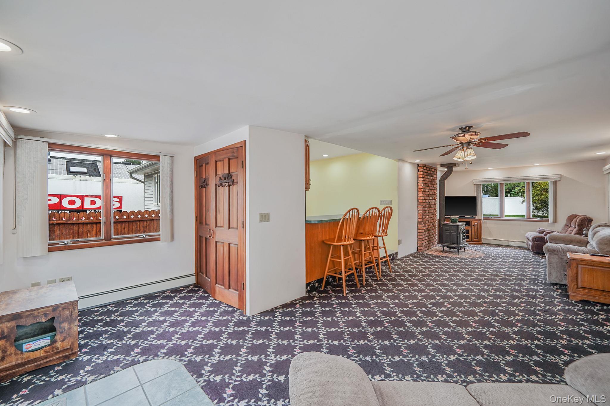 Single Family Garden  Suffolk County, NY 11706, MLS-911622-14