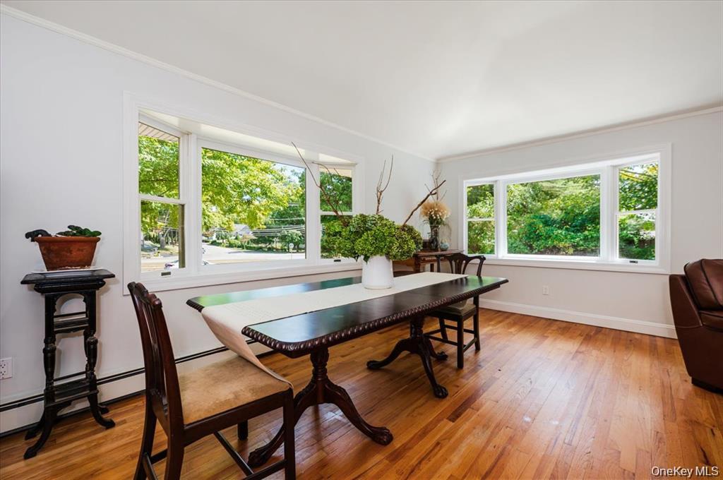 Single Family Oakwood  Suffolk County, NY 11743, MLS-911645-11