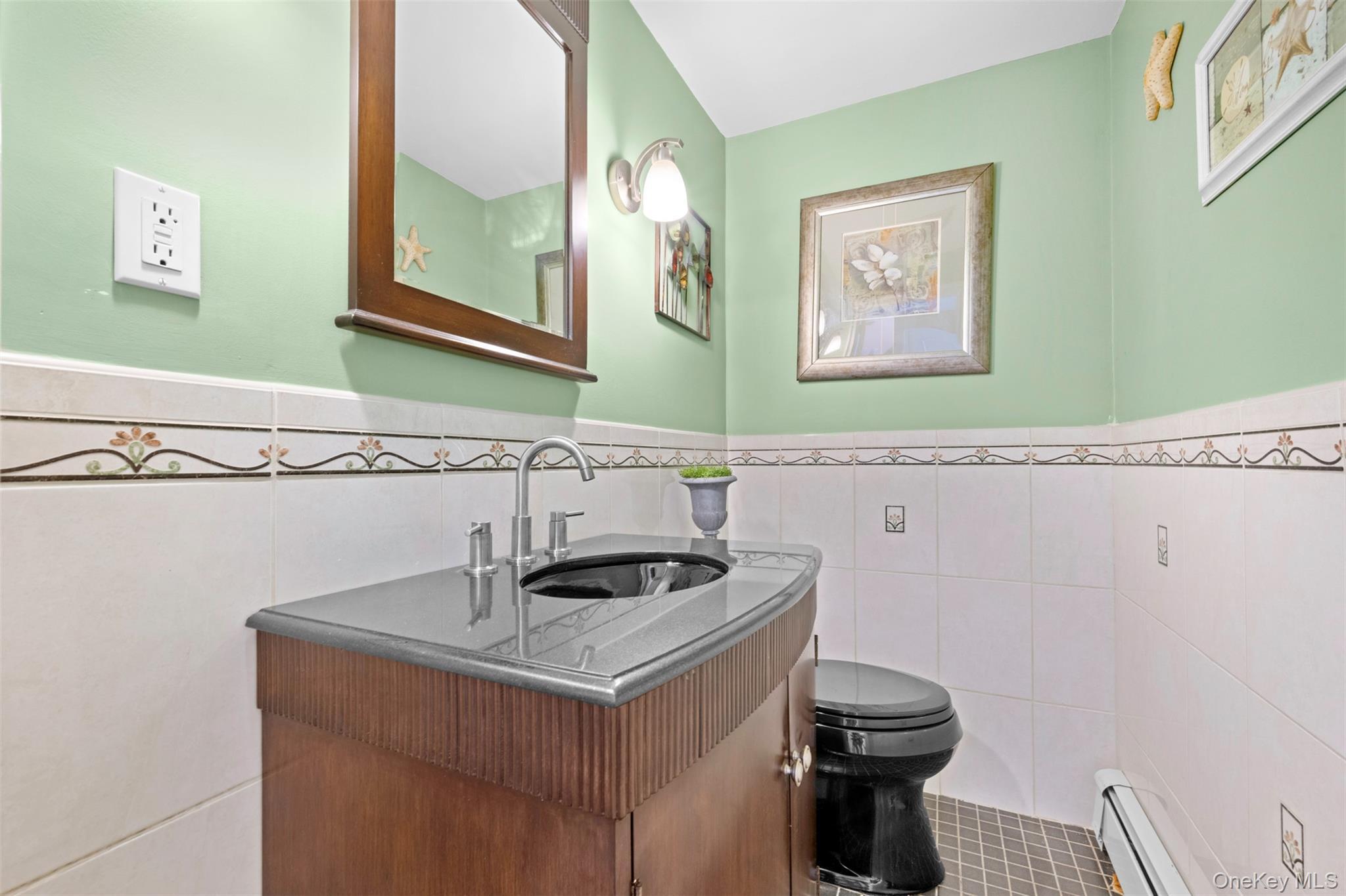 Single Family Maxwell  Nassau County, NY 11590, MLS-911663-27