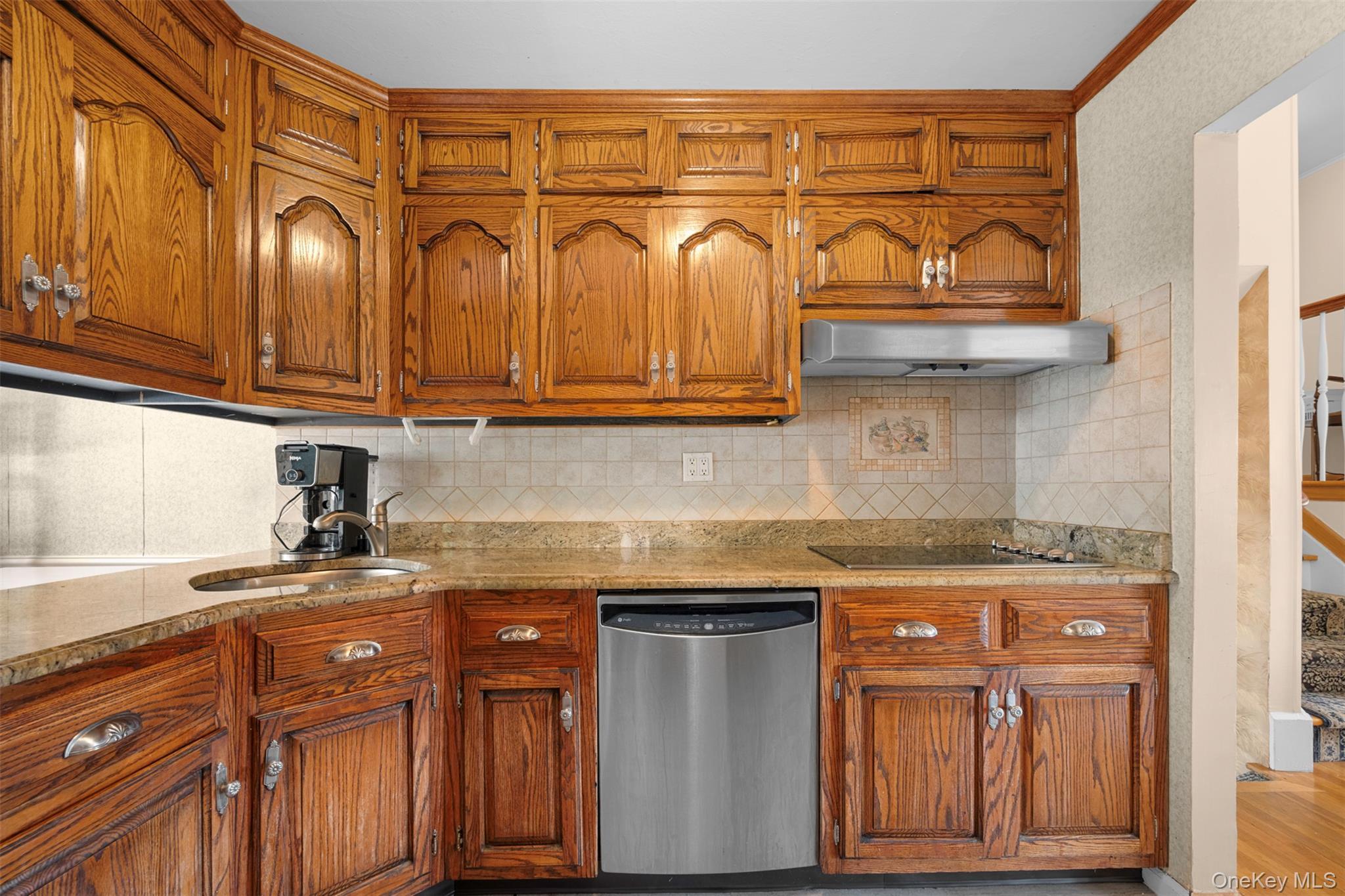 Single Family Maxwell  Nassau County, NY 11590, MLS-911663-8