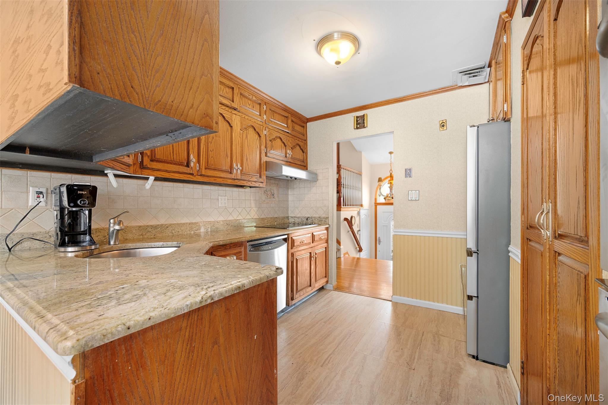 Single Family Maxwell  Nassau County, NY 11590, MLS-911663-9