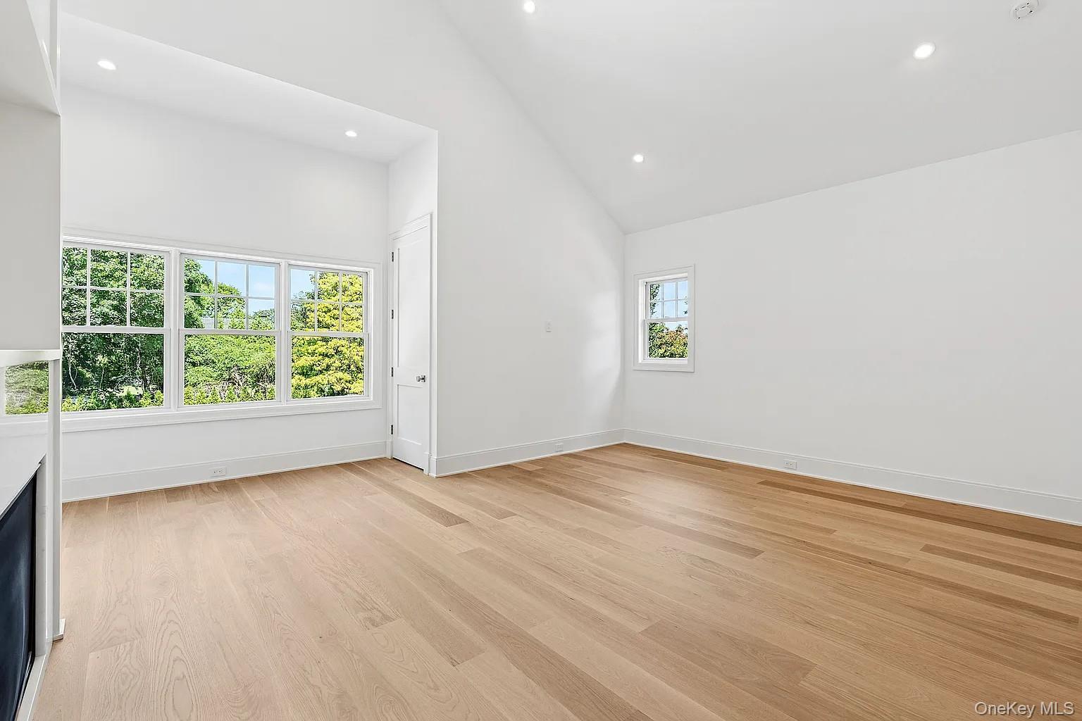 Single Family Halsey Suffolk County, NY 11968, MLS-911692-13