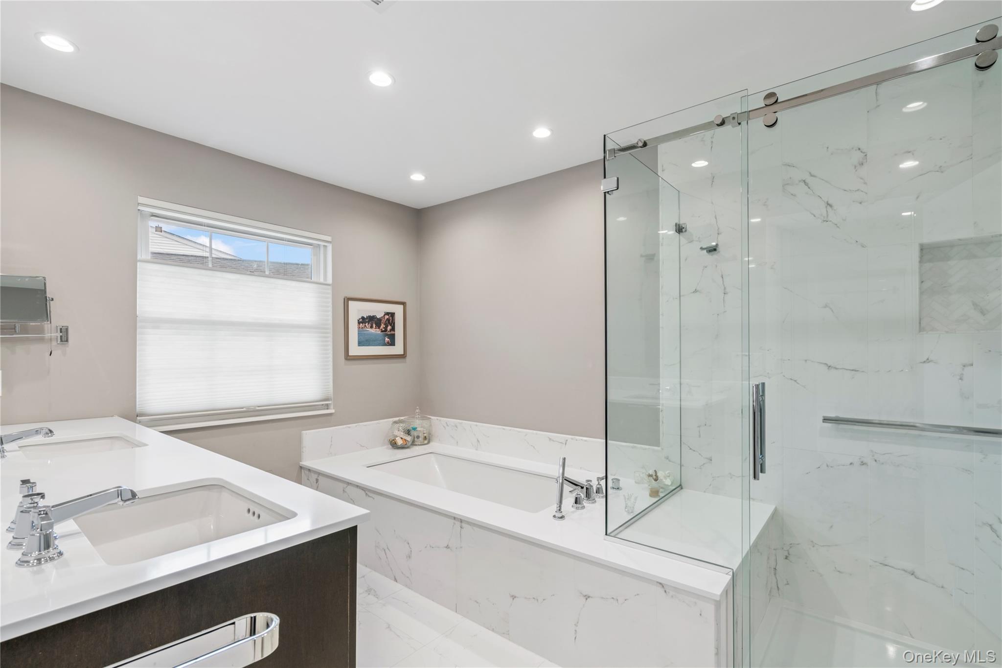 Condo Hidden Ridge  Nassau County, NY 11791, MLS-911695-15