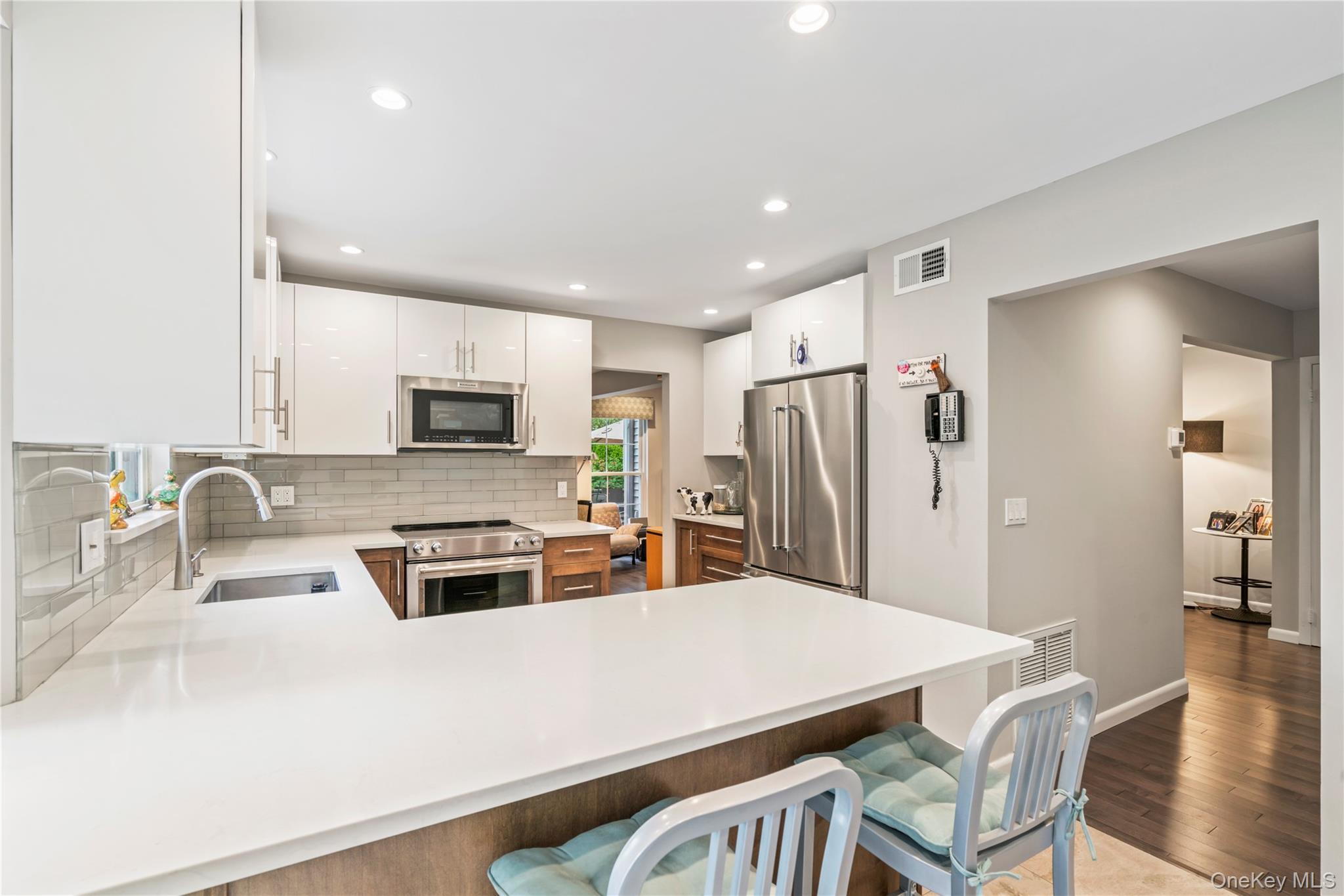 Condo Hidden Ridge  Nassau County, NY 11791, MLS-911695-9