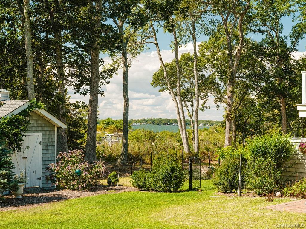 Single Family Bayview Suffolk County, NY 11971, MLS-911696-11