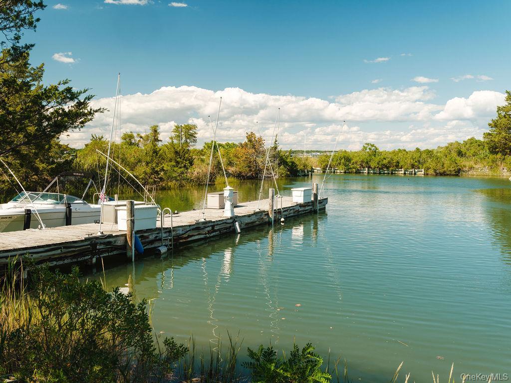 Single Family Bayview Suffolk County, NY 11971, MLS-911696-18