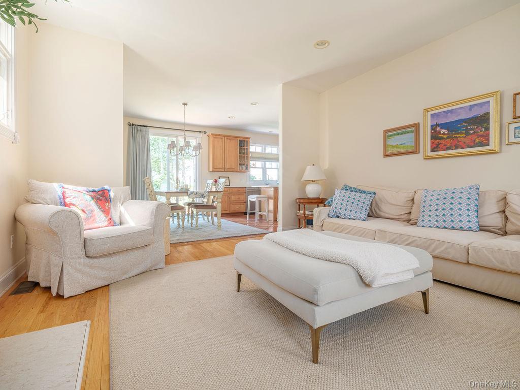 Single Family Bayview Suffolk County, NY 11971, MLS-911696-24