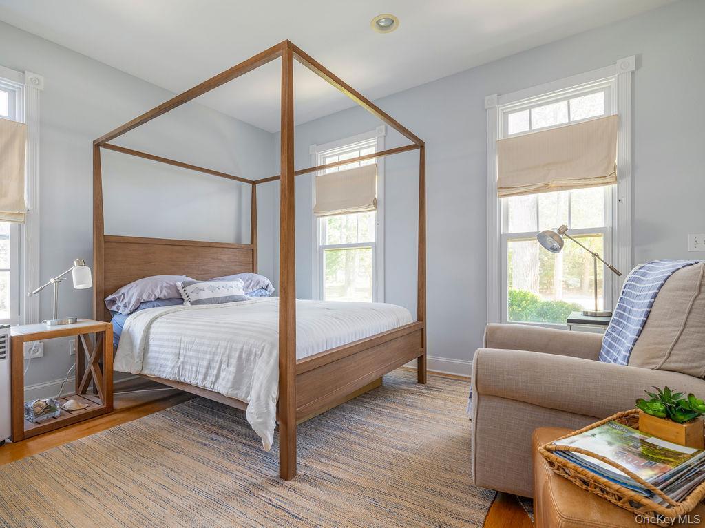 Single Family Bayview Suffolk County, NY 11971, MLS-911696-37