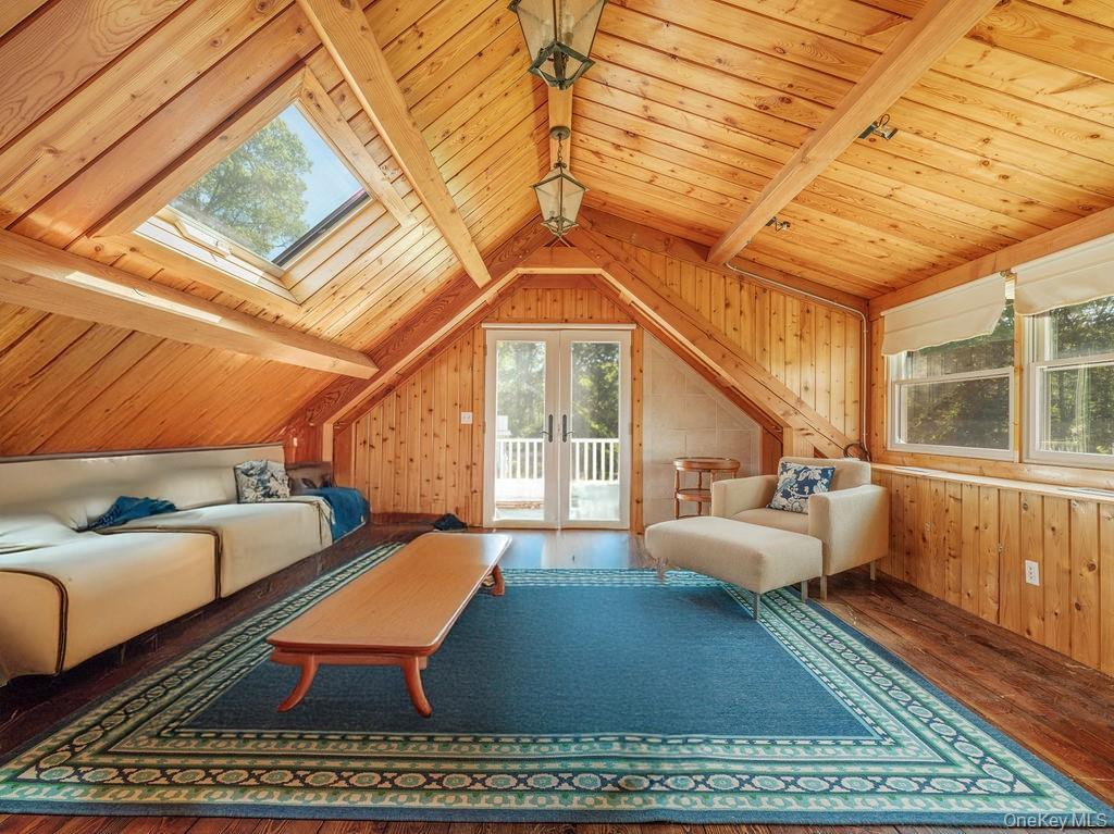 Single Family Bayview Suffolk County, NY 11971, MLS-911696-40