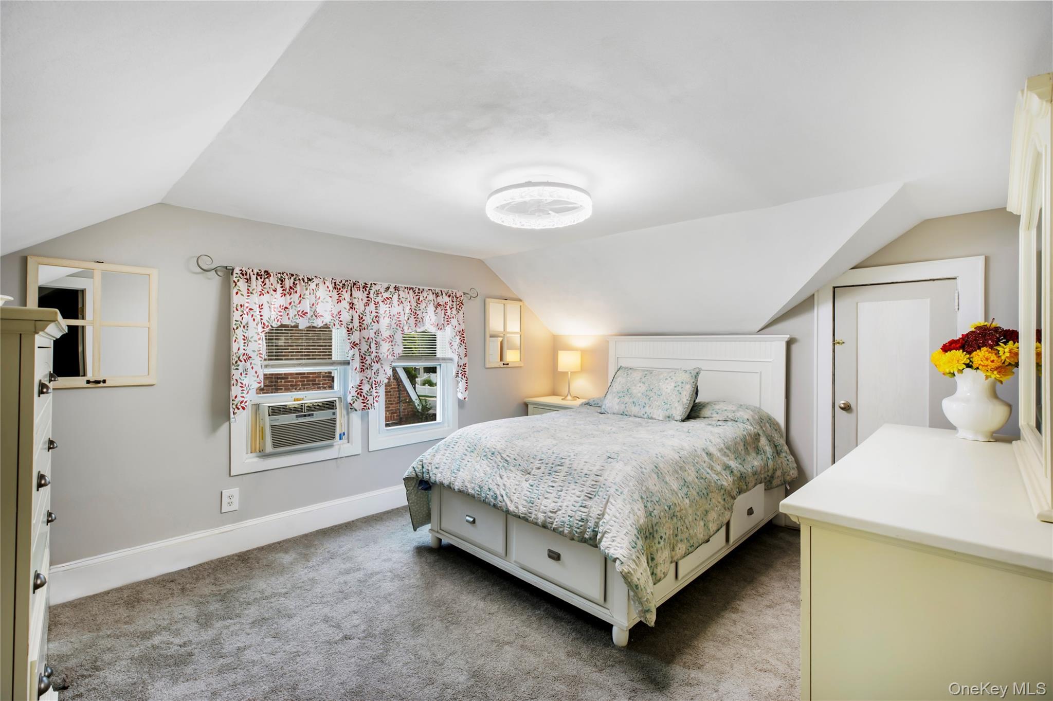 Single Family 3rd  Suffolk County, NY 11722, MLS-911704-10