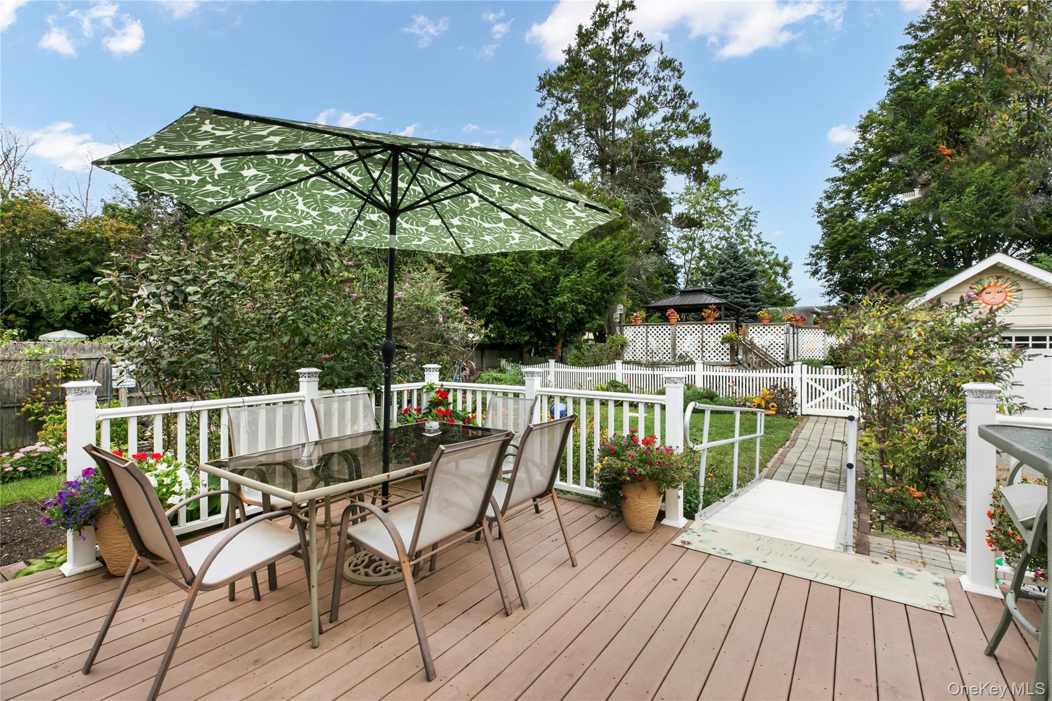 Single Family 3rd  Suffolk County, NY 11722, MLS-911704-12