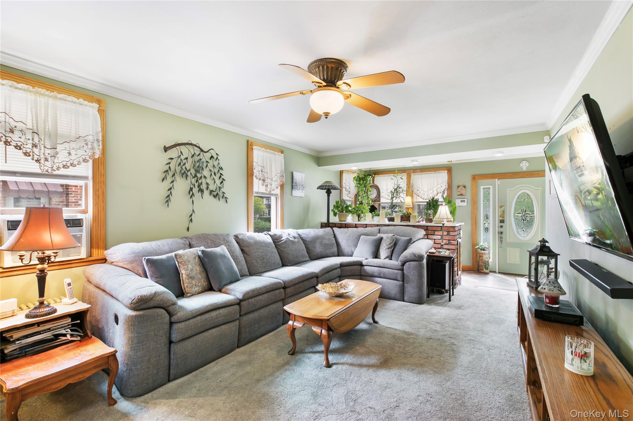 Single Family 3rd  Suffolk County, NY 11722, MLS-911704-3