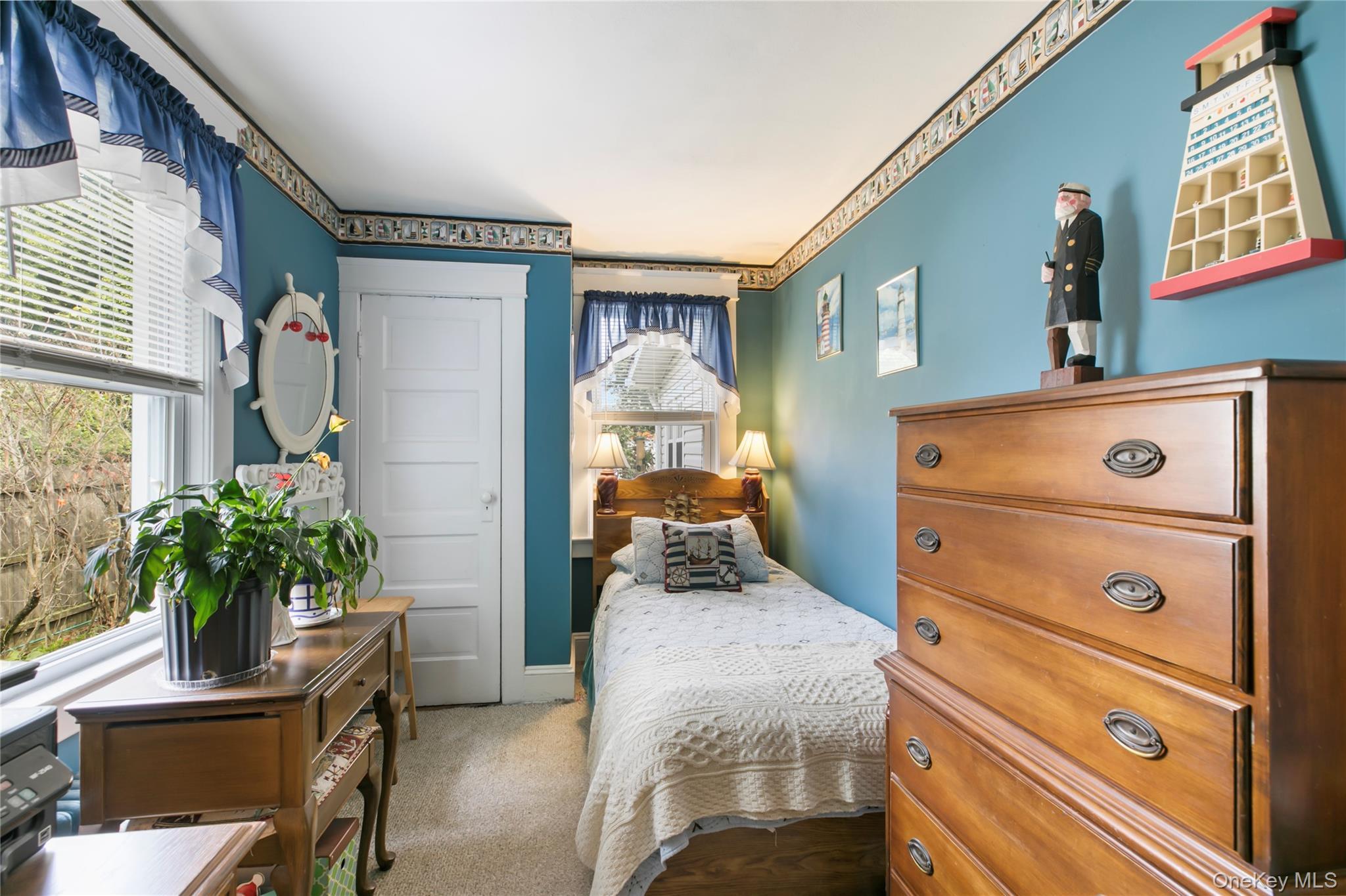 Single Family 3rd  Suffolk County, NY 11722, MLS-911704-9