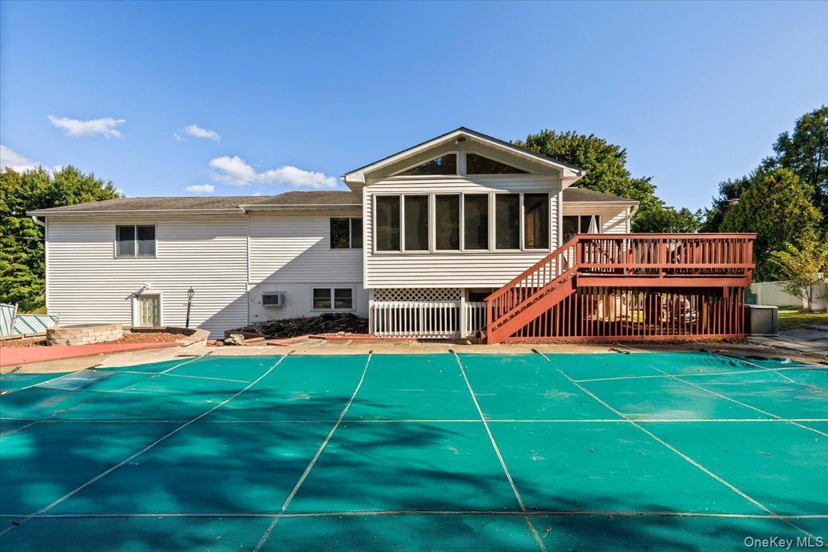 Single Family Daley  Dutchess County, NY 12603, MLS-911717-35