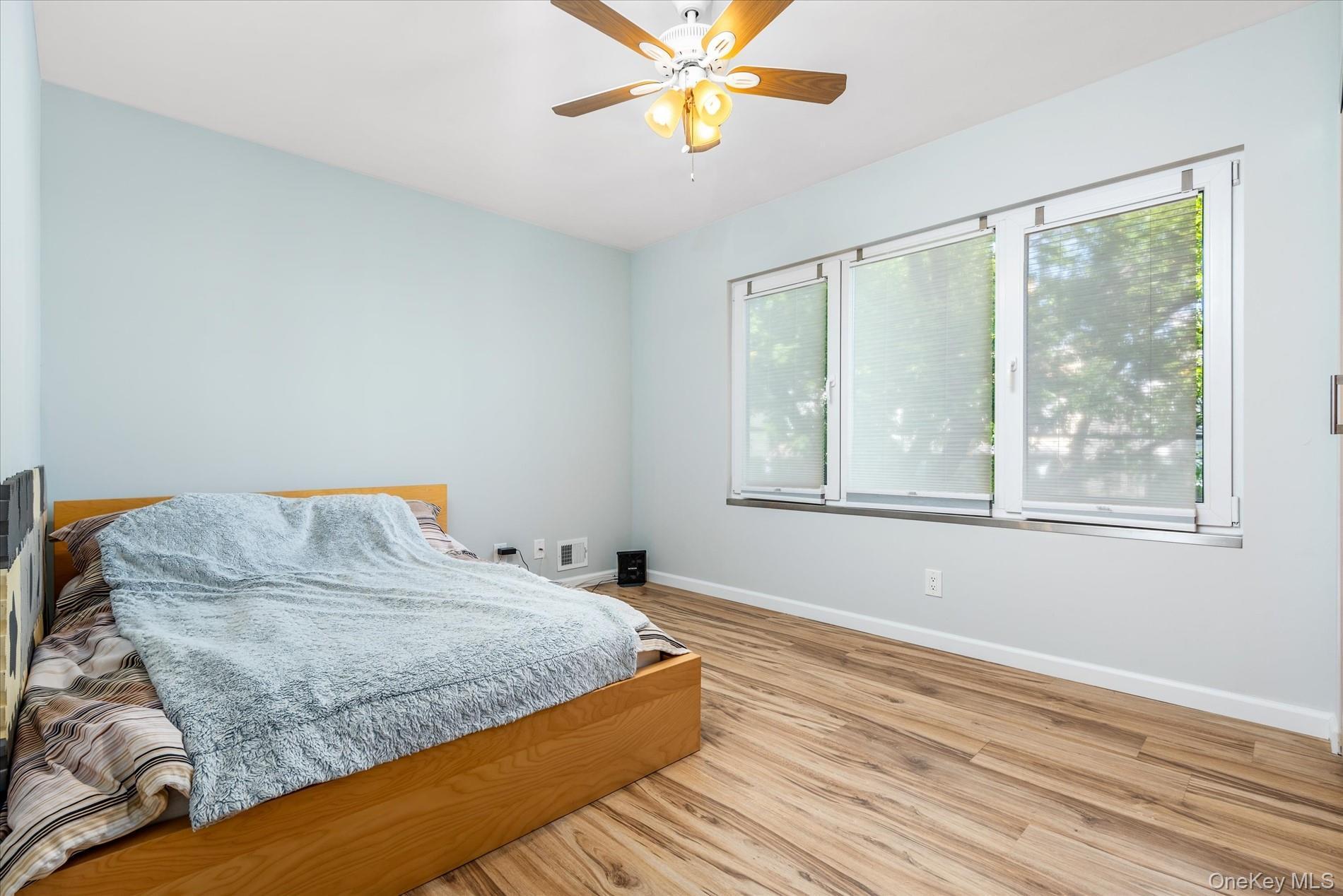 Single Family 56th  Queens, NY 11378, MLS-911724-12