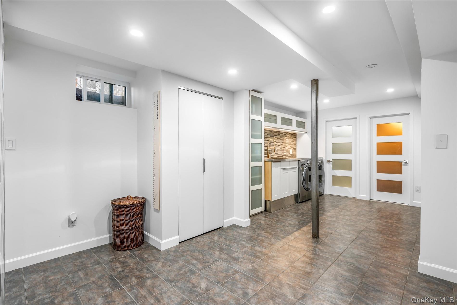 Single Family 56th  Queens, NY 11378, MLS-911724-15