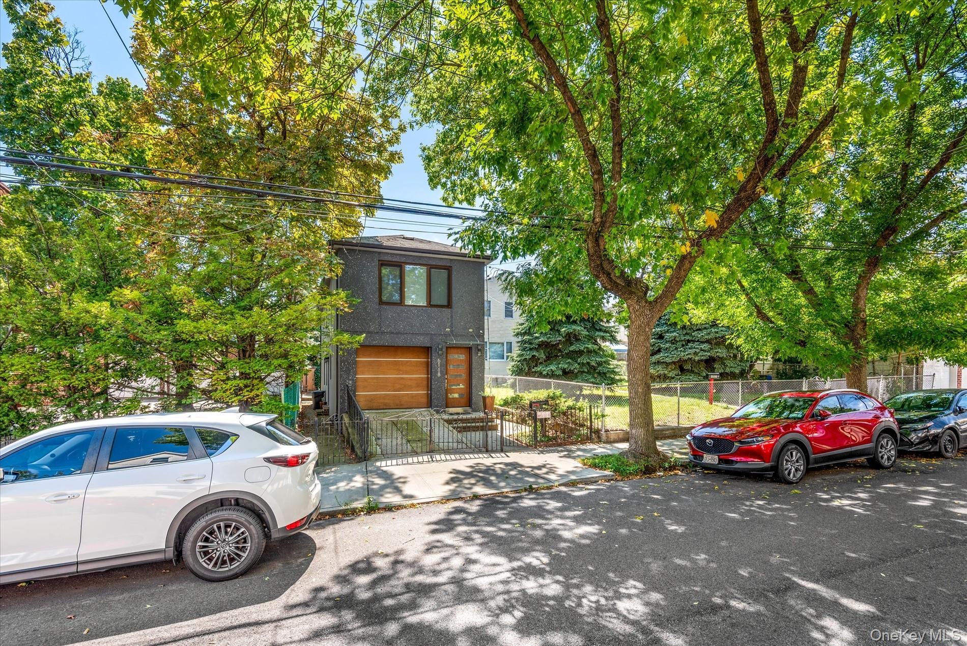 Single Family 56th  Queens, NY 11378, MLS-911724-22