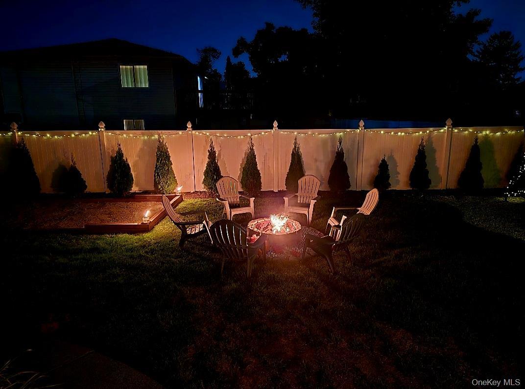 Single Family Susan  Suffolk County, NY 11729, MLS-911734-41