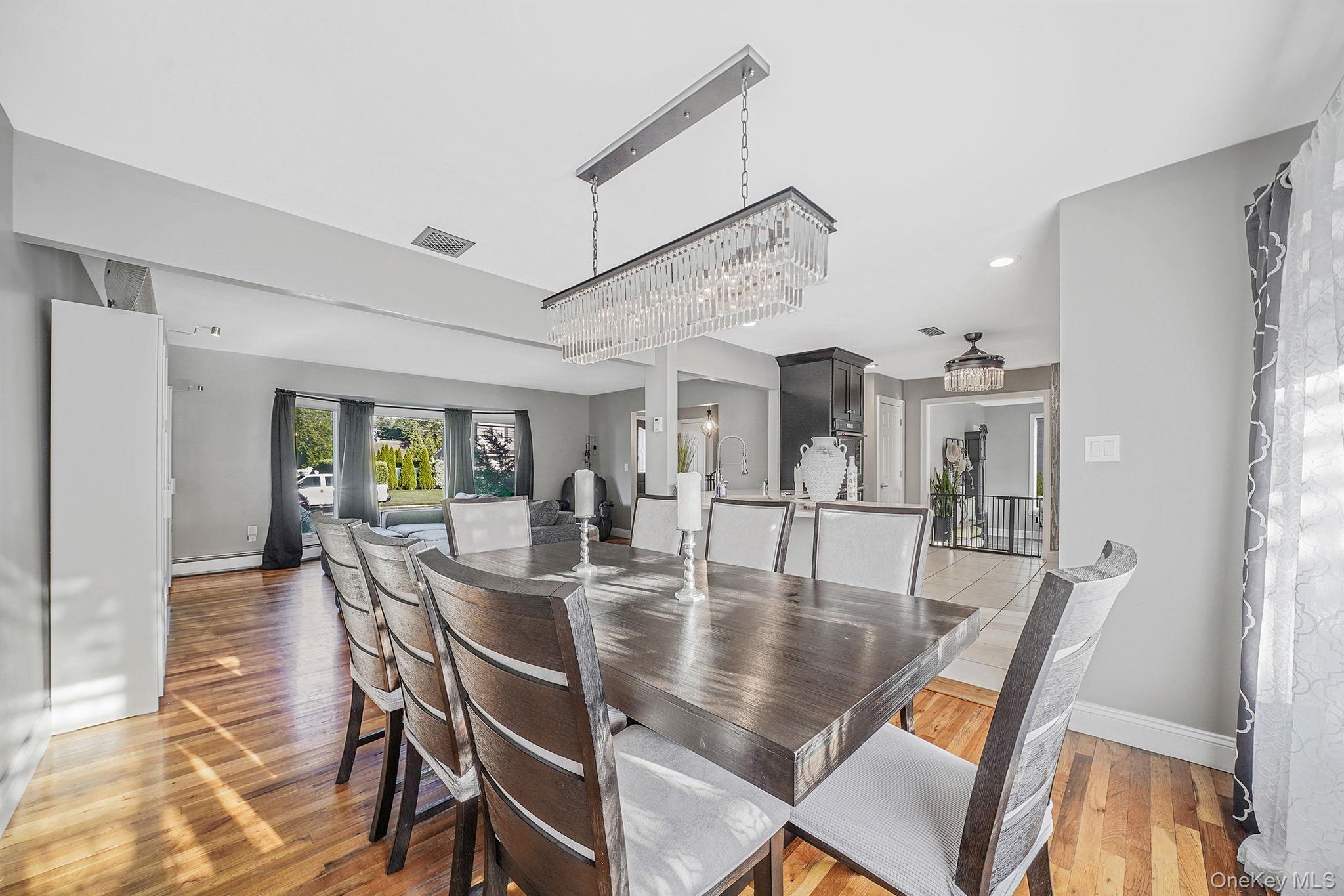 Single Family Susan  Suffolk County, NY 11729, MLS-911734-8