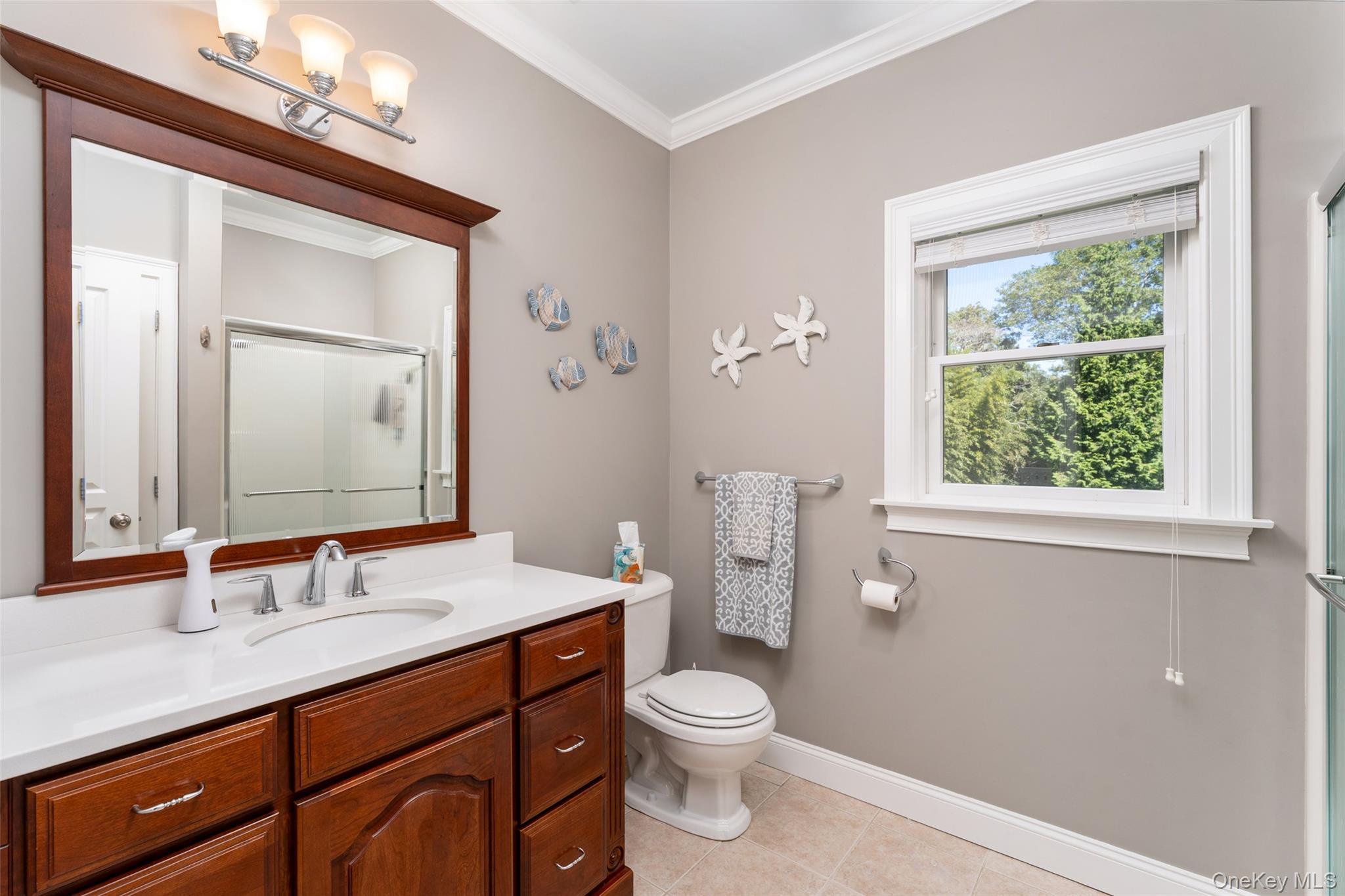 Single Family Hampton  Suffolk County, NY 11946, MLS-911756-13