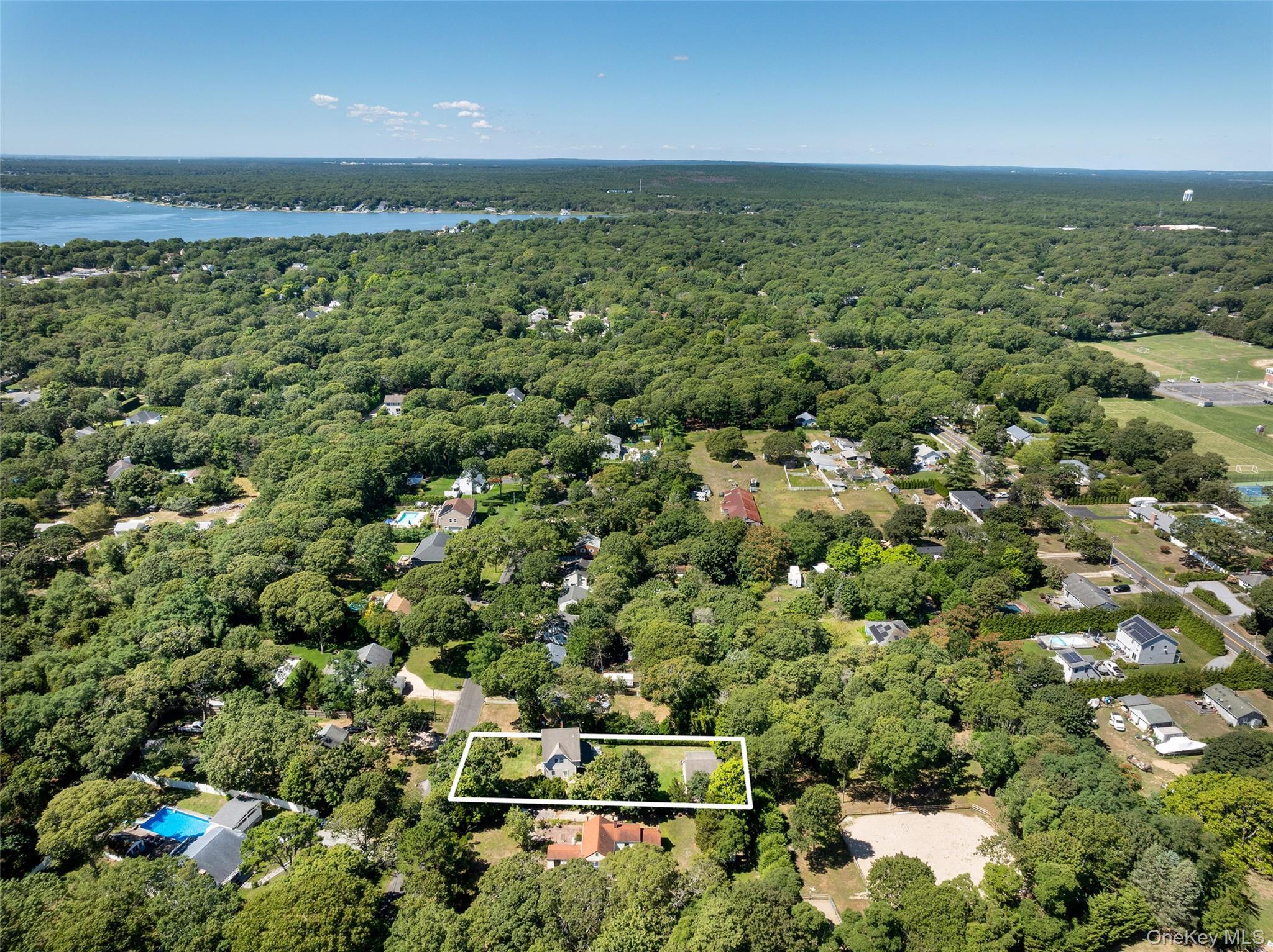 Single Family Hampton  Suffolk County, NY 11946, MLS-911756-29