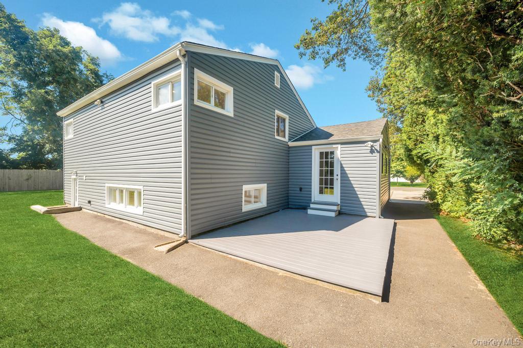 Single Family Avenue I  Suffolk County, NY 11735, MLS-911766-21