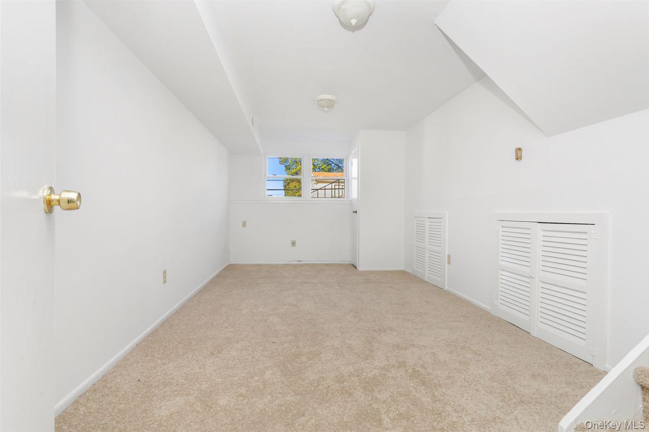 Single Family Pembrook Westchester County, NY 10710, MLS-911783-20