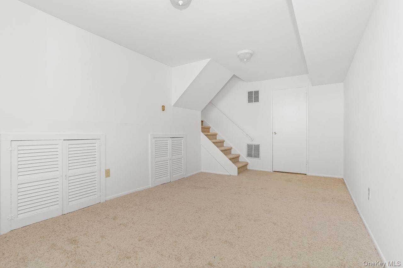 Single Family Pembrook Westchester County, NY 10710, MLS-911783-21