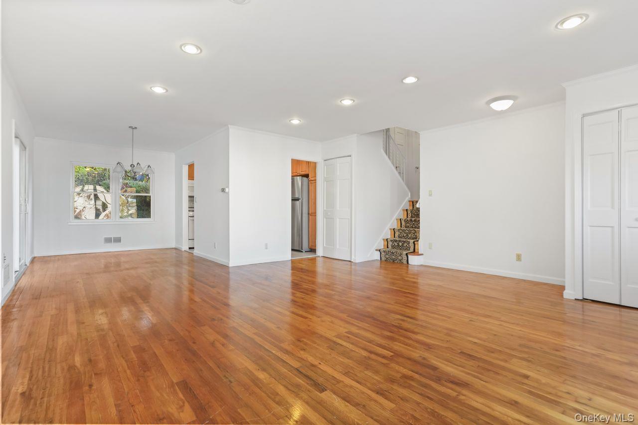 Single Family Pembrook Westchester County, NY 10710, MLS-911783-7