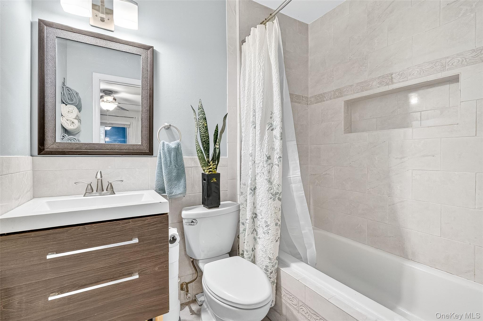 Single Family Woodland Westchester County, NY 10507, MLS-911806-16