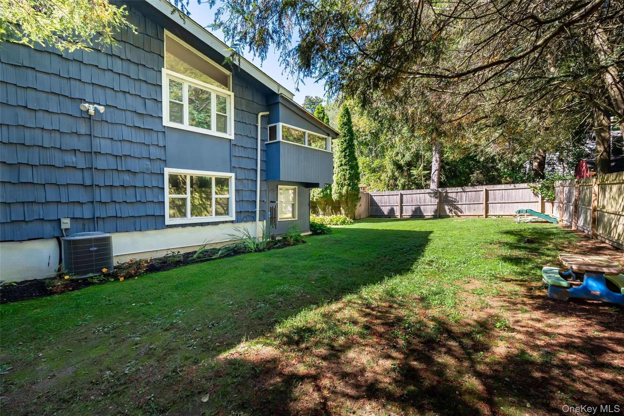 Single Family Brookdell  Westchester County, NY 10530, MLS-911842-49