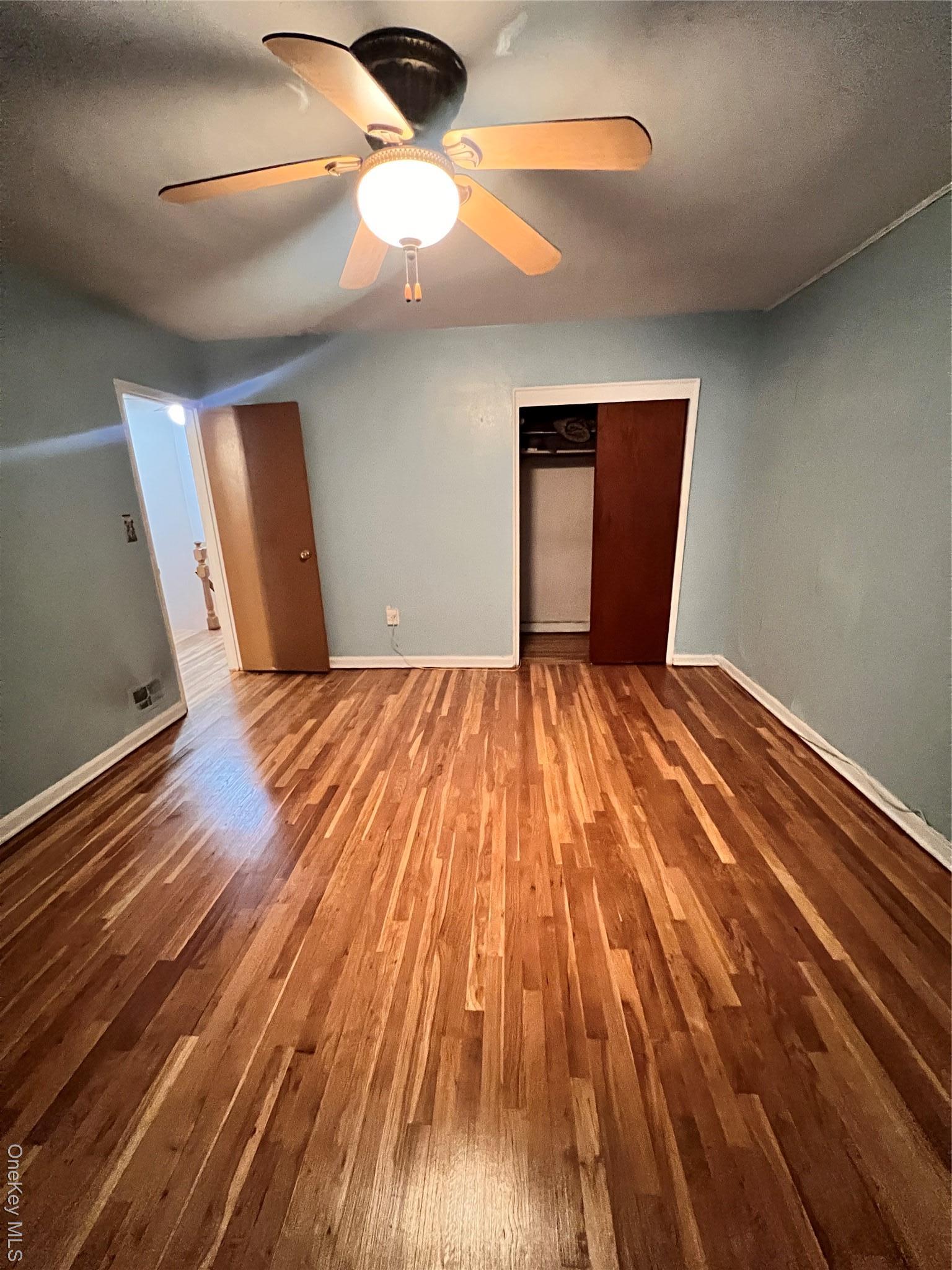 Single Family 217th  Bronx, NY 10469, MLS-911861-10