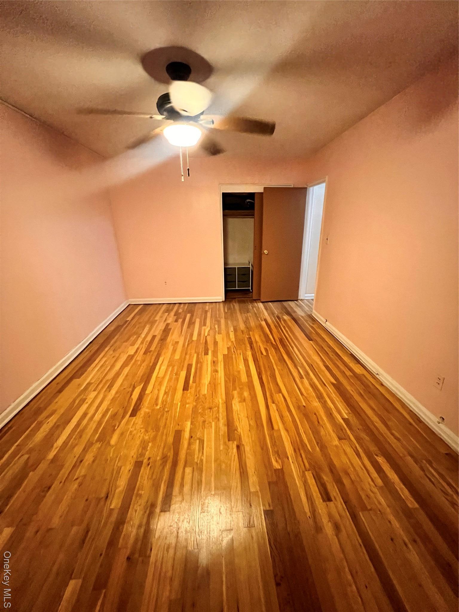 Single Family 217th  Bronx, NY 10469, MLS-911861-14