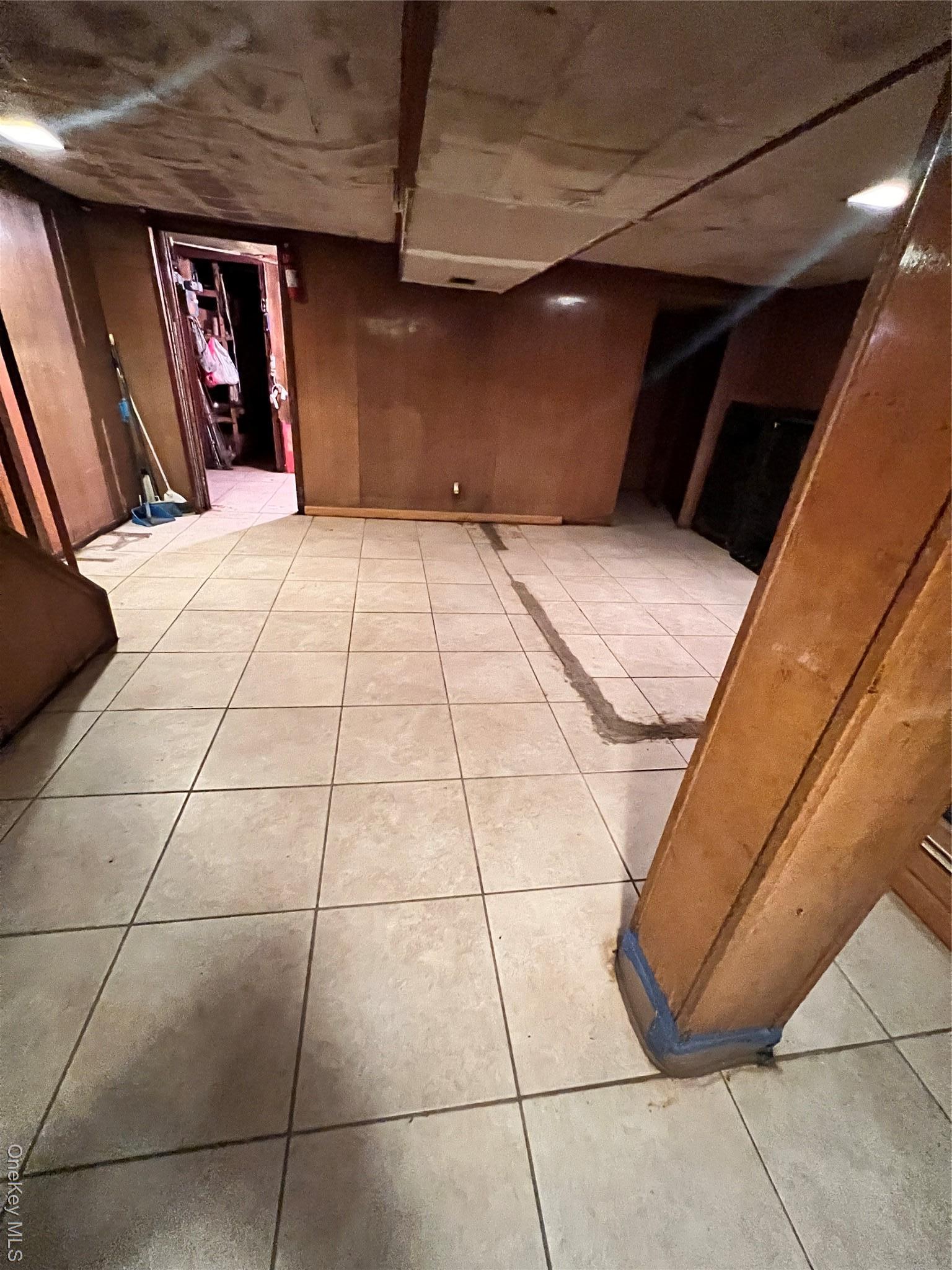 Single Family 217th  Bronx, NY 10469, MLS-911861-20