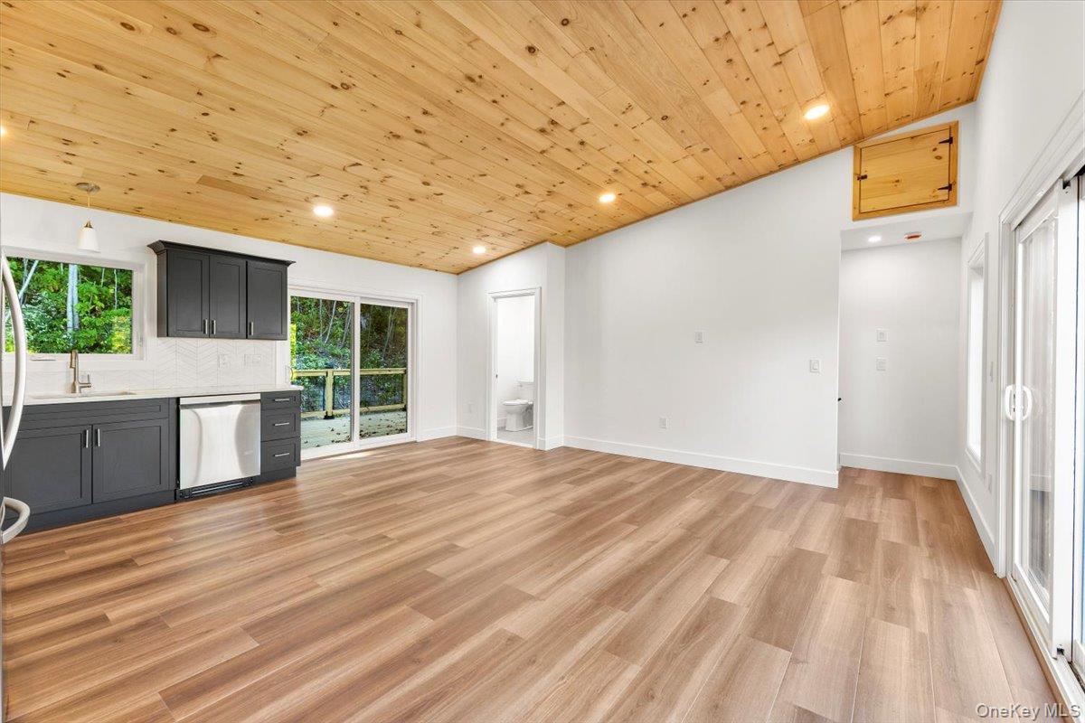 Single Family Vedder Mountain  Greene County, NY 12414, MLS-911870-7