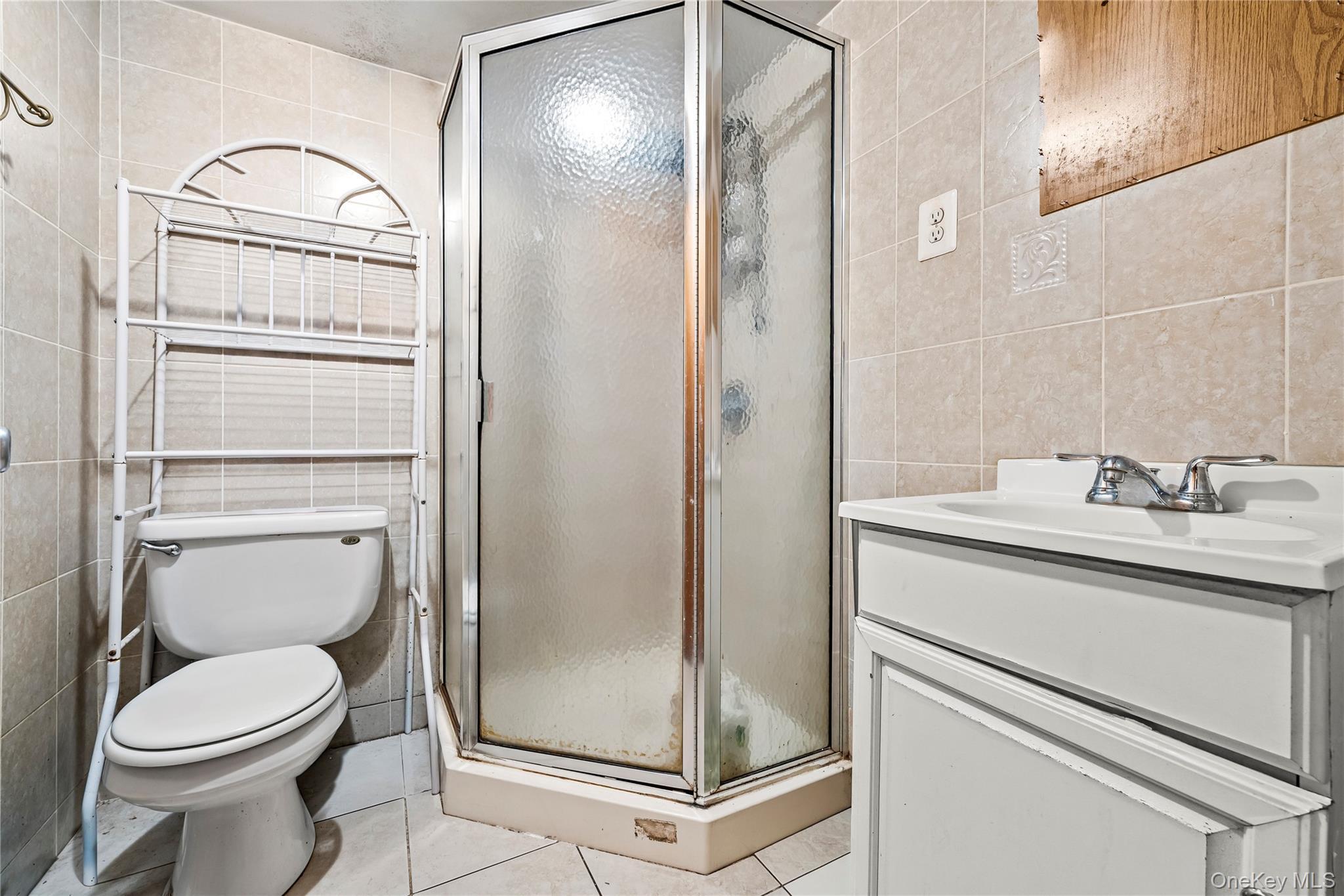Single Family 79th  Queens, NY 11421, MLS-911895-22